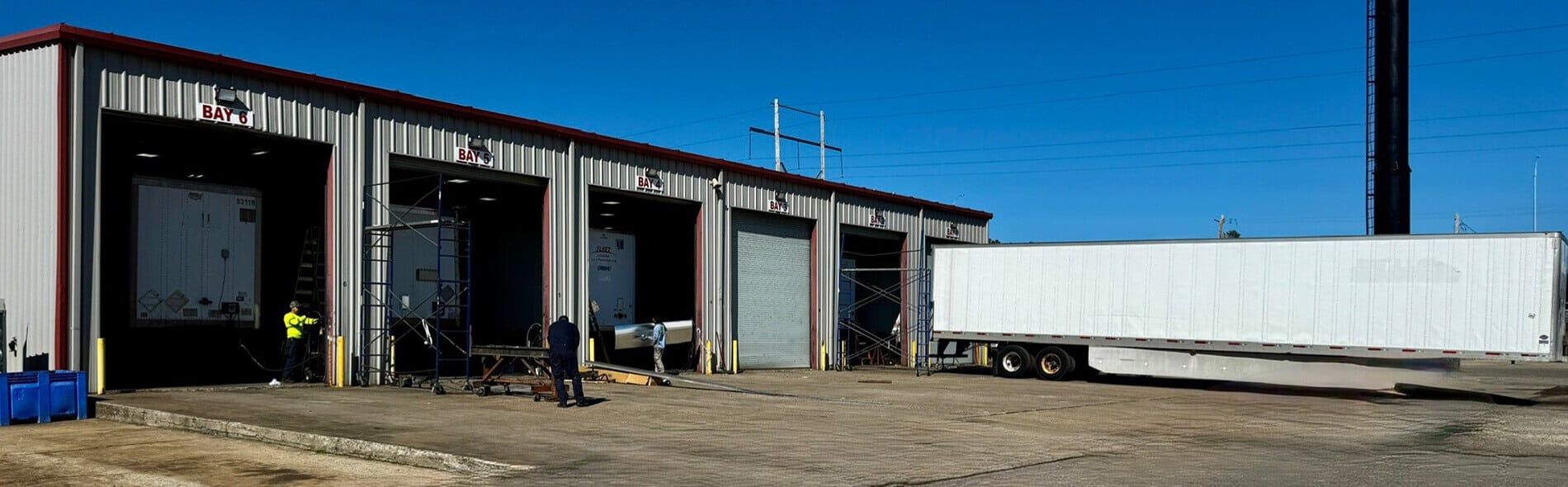 We services trucks, trailers, and parts service